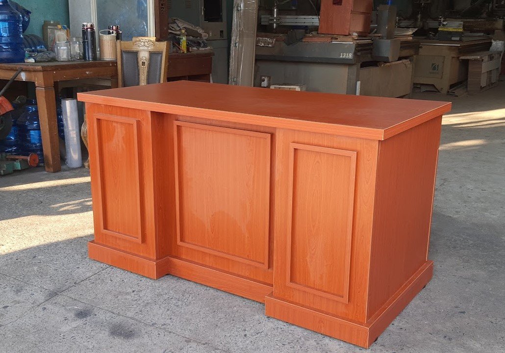 Bàn Làm Việc Tại Quận 1: Tư Vấn Chọn Mua Từ Thợ Mộc 15 Năm Bàn văn phòng Quận 1