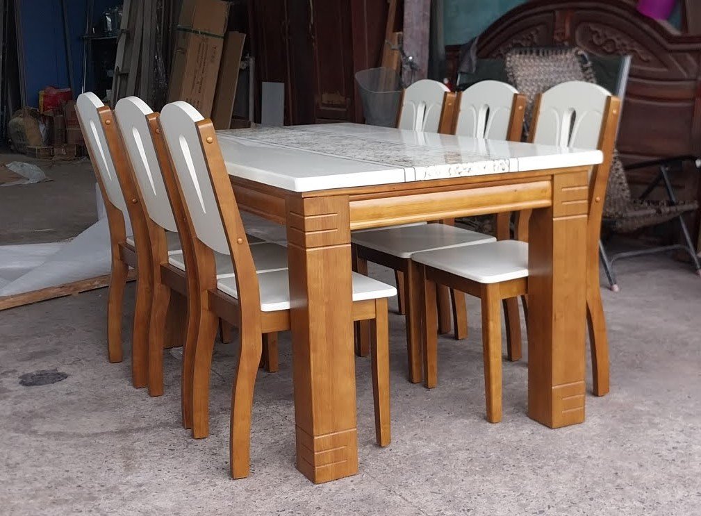 Bộ bàn ăn mặt đá cao cấp cho phòng bếp gia đình