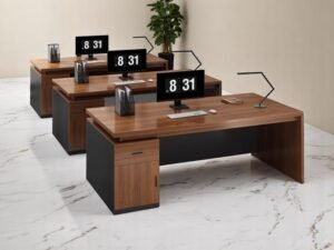 Địa chỉ bán bàn làm việc tại TP.HCM