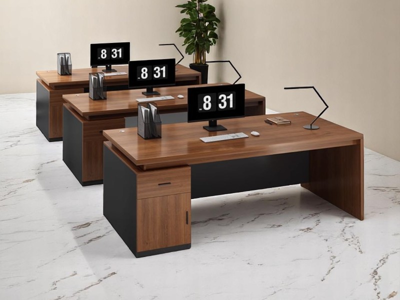 Địa chỉ bán bàn làm việc tại TP.HCM