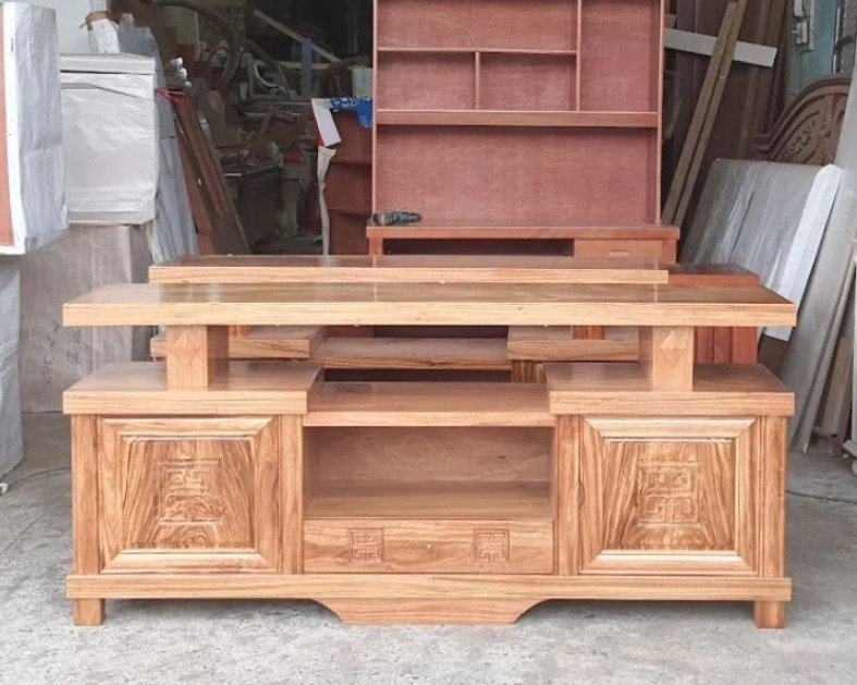 Kệ tivi đẹp gỗ tự nhiên nhiều ngăn tiện dụng