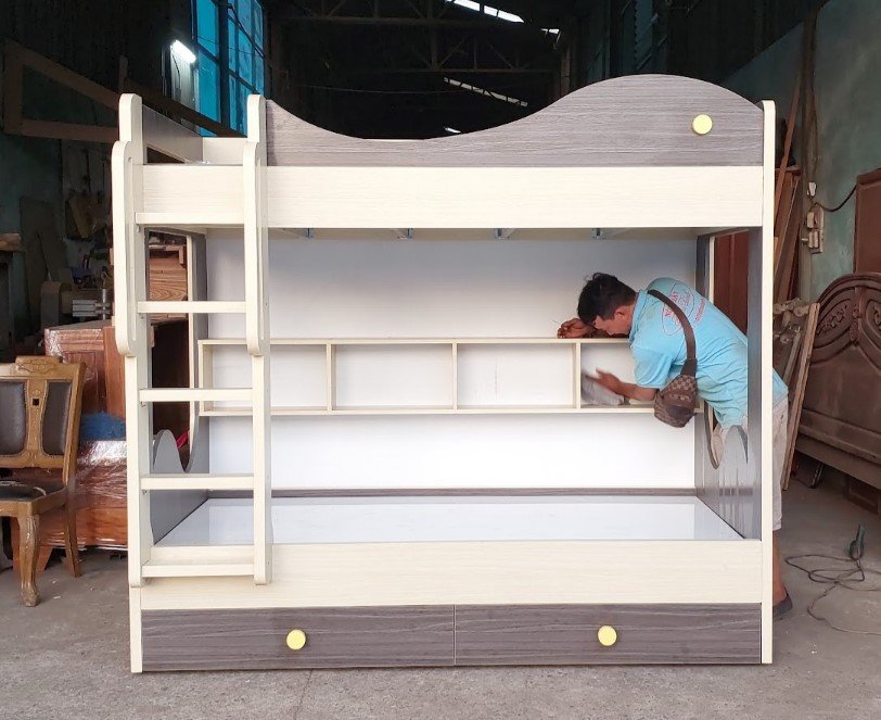 Giường tầng tích hợp cầu thang có ngăn kéo chứa đồ
