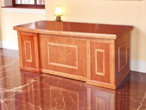 Mua bàn làm việc tại Quận 3