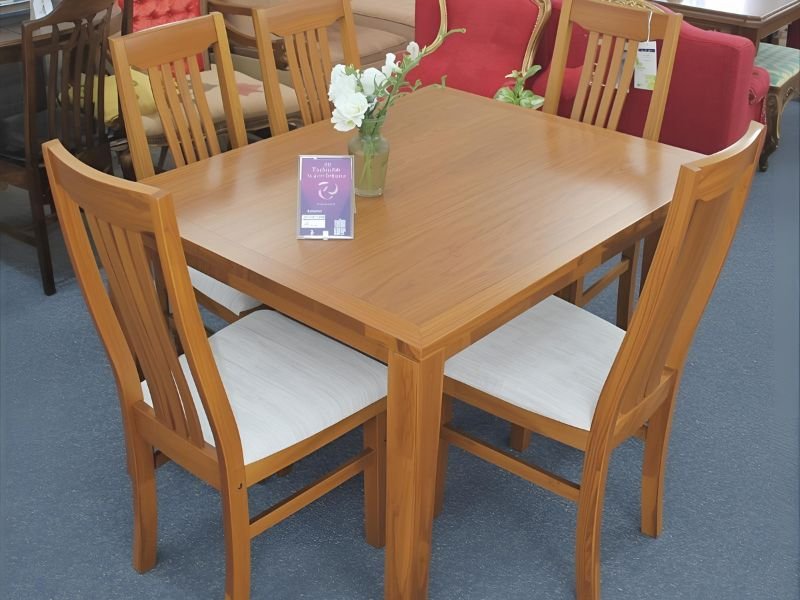 Hướng dẫn kiểm tra chất lượng khi mua bàn ăn gỗ tự nhiên