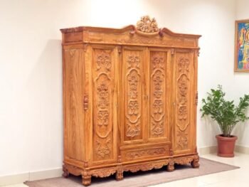 4 Cách Làm Mới Tủ Quần Áo Cũ
