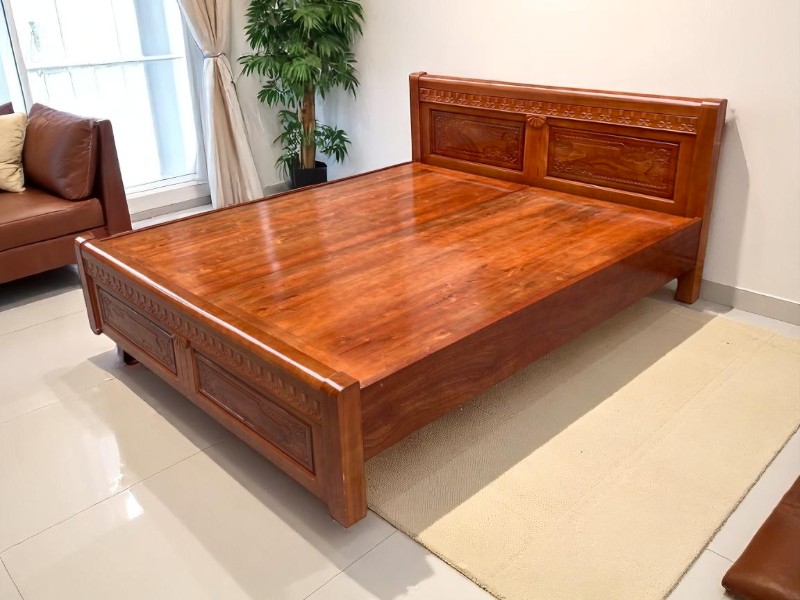 4 mẹo vệ sinh giường gỗ dễ dàng