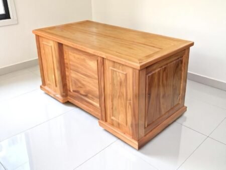 5 cách bảo quản bàn làm việc gỗ - Giữ gìn vẻ đẹp và độ bền cho không gian làm việc của bạn 18 5 cách bảo quản bàn làm việc gỗ