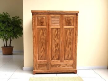 5 lưu ý khi kê tủ quần áo cạnh cửa