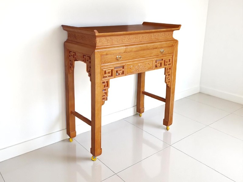 8 cách chọn màu tủ thờ hợp tuổi - Tạo điểm nhấn phong thủy trong không gian sống 3 8 cách chọn màu tủ thờ hợp tuổi