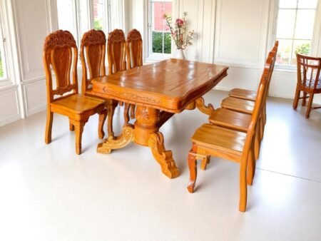 Bàn ăn gỗ tại Quận Tân Bình