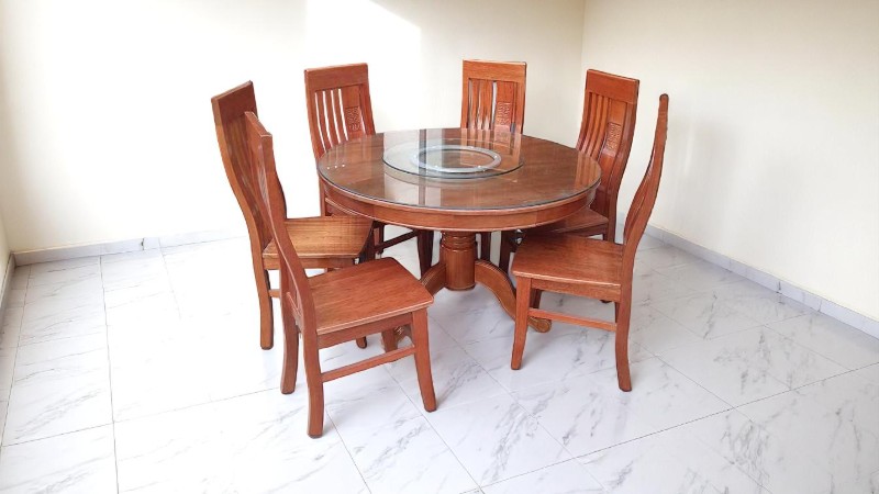 6 Bí quyết chọn bàn ăn gỗ tiết kiệm mà vẫn đẹp bền 3 Bí quyết chọn bàn ăn gỗ tiết kiệm