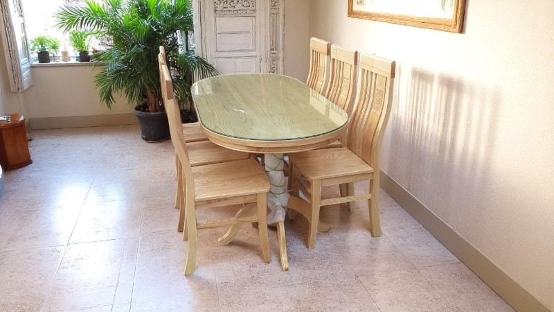 6 Bí quyết chọn bàn ăn gỗ tiết kiệm mà vẫn đẹp bền 2 Bí quyết chọn bàn ăn gỗ tiết kiệm