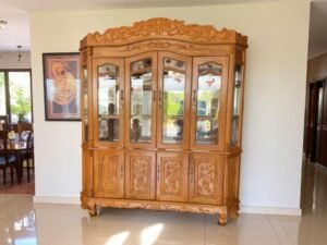 Bước khử mùi gỗ tủ rượu