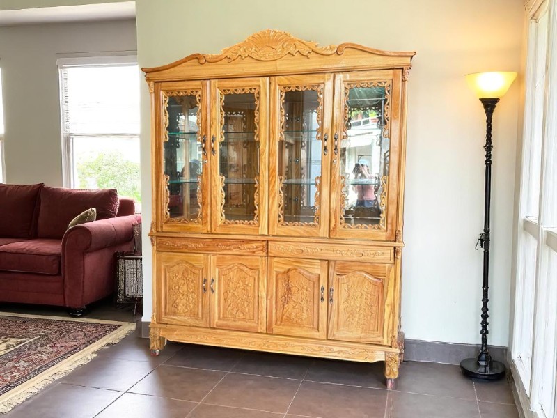Cách bố trí đèn tủ rượu đẹp và tối ưu ánh sáng 4 Cách bố trí đèn tủ rượu