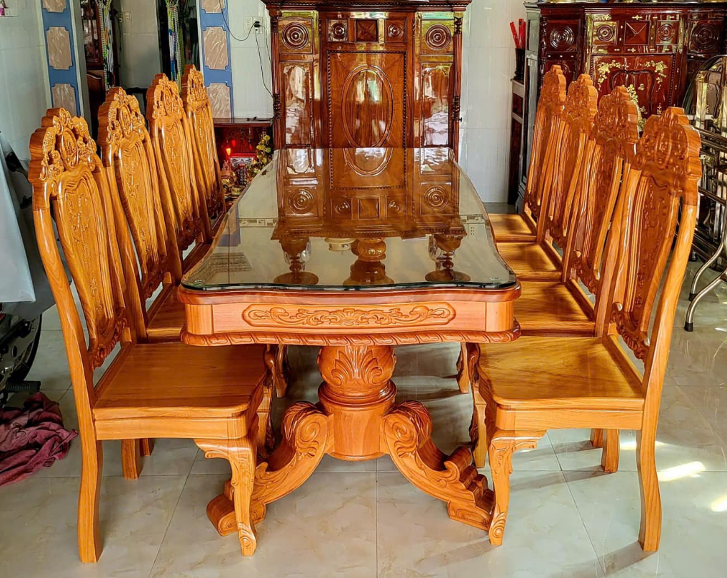 3 Cách đặt bàn ăn gỗ giúp gia đình ấm êm 3 Cách đặt bàn ăn gỗ giúp gia đình ấm êm