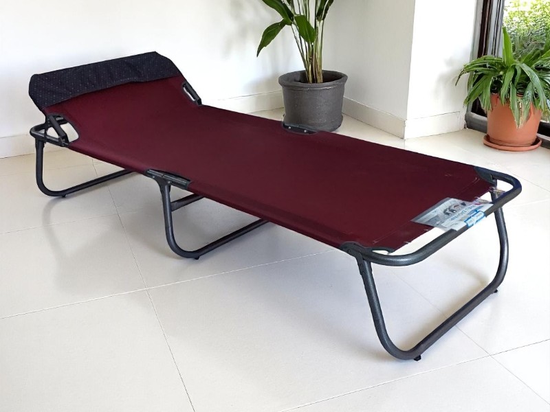 4 cách kết hợp ghế bố với bàn đơn giản hiệu quả 5 Cách kết hợp ghế bố với bàn