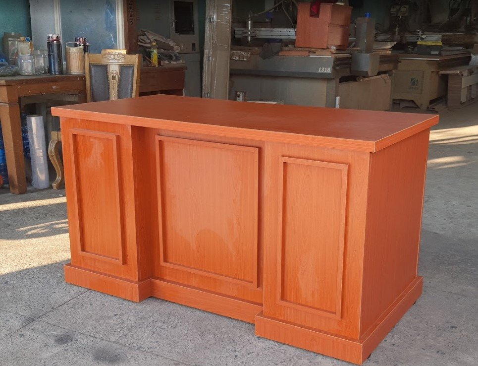 Địa chỉ bán bàn làm việc uy tín gần Quận 4