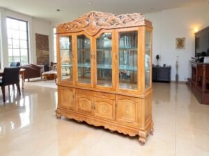 Hướng dẫn chọn tủ rượu tại nhà
