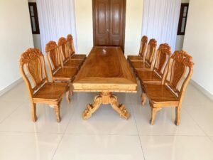 Khám Phá 4 Loại Bàn Ăn Bền Đẹp Nhất