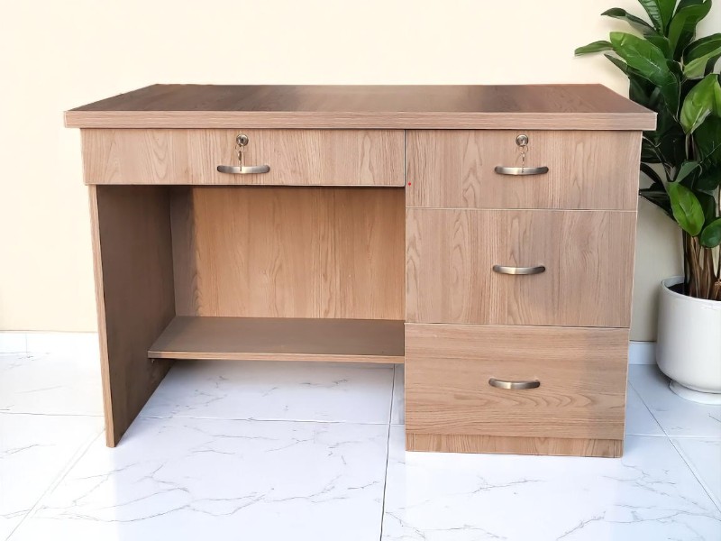 Mua bàn làm việc văn phòng ở Thủ Đức tiện lợi đa dạng - Bảo hành 1 năm 6 Mua bàn làm việc văn phòng ở Thủ Đức