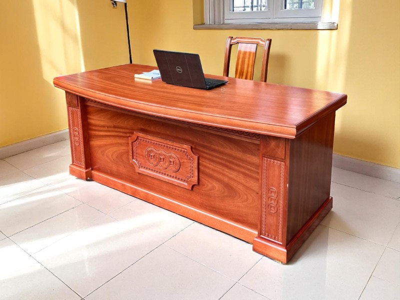 7 sáng tạo cho bàn làm việc nhỏ gọn tiết kiệm diện tích 4 Sáng tạo cho bàn làm việc nhỏ gọn