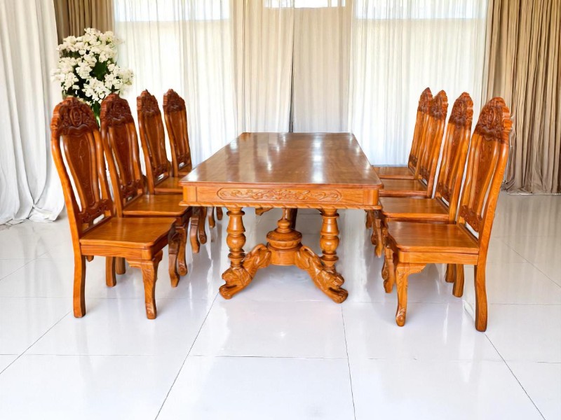 4 Thủ thuật chọn bàn ăn gỗ siêu bền cho gia đình bạn 2 Thủ thuật chọn bàn ăn gỗ siêu bền