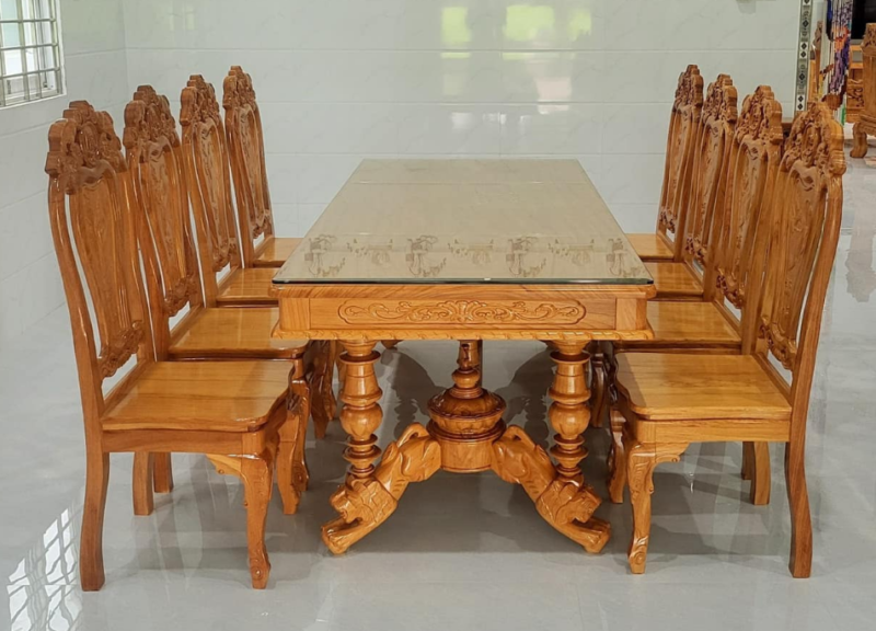 4 vị trí nên tránh khi đặt bàn ăn gỗ trong không gian sống Vị trí nên tránh khi đặt bàn ăn gỗ