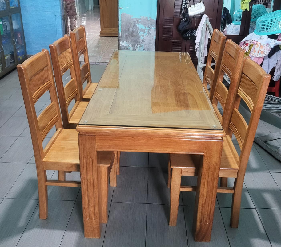 4 vị trí nên tránh khi đặt bàn ăn gỗ trong không gian sống 5 Vị trí nên tránh khi đặt bàn ăn gỗ