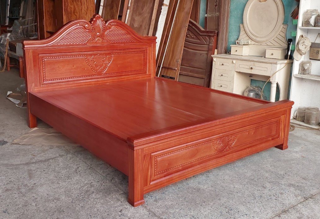 Kiểm tra kết cấu mộng khi chọn mua giường gỗ giá tốt bền chắc