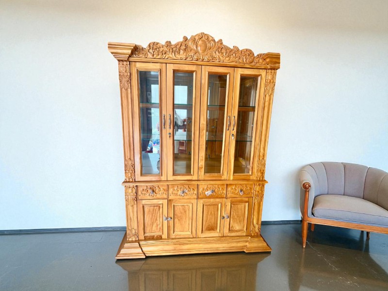 6 Cách Trang Trí Tủ Rượu Đơn Giản Mà Đẹp 3 6 cách trang trí tủ rượu đơn giản