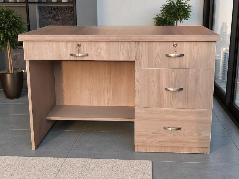 8 Điều Cần Tránh Khi Lắp Bàn Làm Việc Đúng Cách 3 8 điều cần tránh khi lắp bàn làm việc