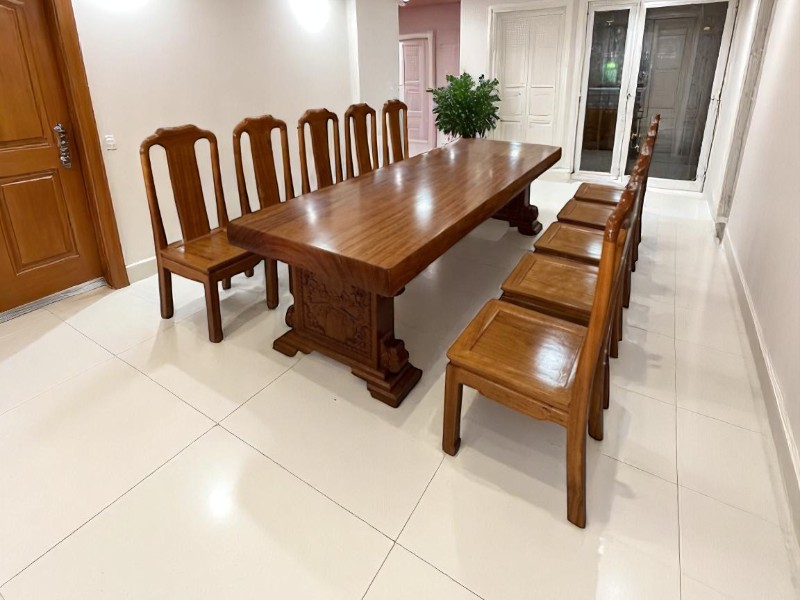 Bàn Ăn Gỗ Xoan Đào – Gợi Ý Bền Đẹp Cho Mọi Nhà 5 Bàn ăn gỗ xoan đào