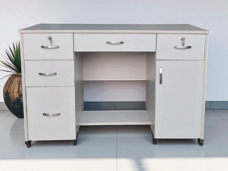 Bàn Ghế Giám Đốc Giá Rẻ – Đẹp, Hiện Đại, Đáng Mua 2 Bàn ghế giám đốc giá rẻ