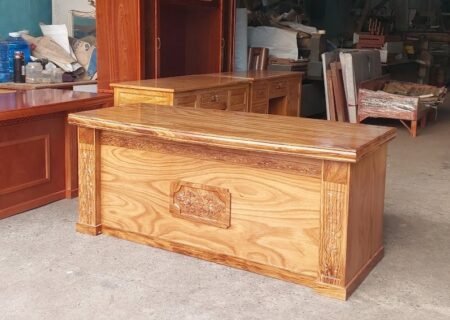 Bộ bàn ghế giám đốc gỗ tự nhiên sang trọng