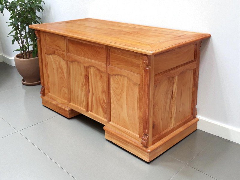 Bàn làm việc đơn giản