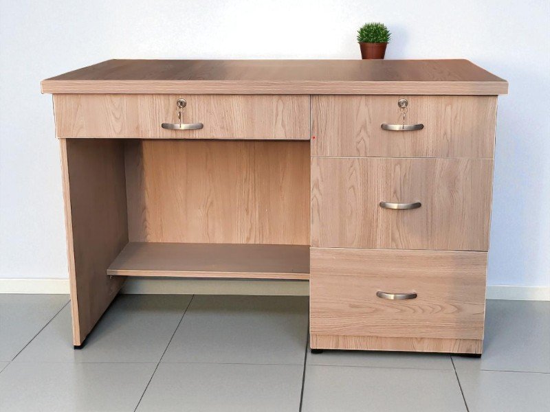 Bàn làm việc gỗ óc chó