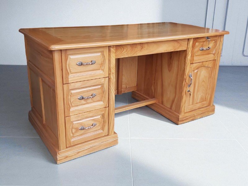 Bàn làm việc gỗ óc chó