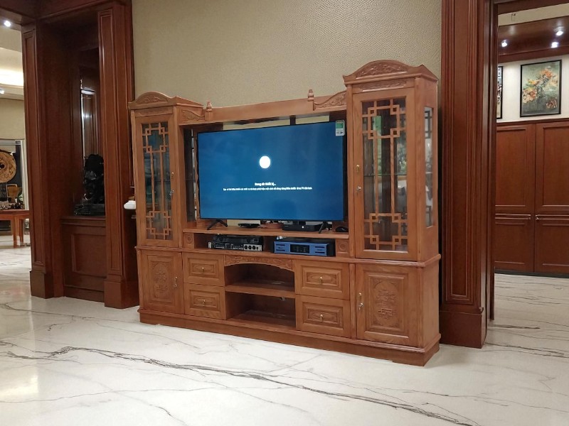 Các mẫu kệ tivi đẹp bằng gỗ đơn giản Đẹp Và Tiện Lợi 3 Các mẫu kệ tivi đẹp bằng gỗ đơn giản