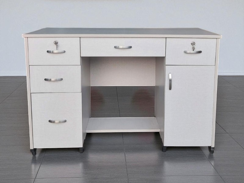 Mẫu Bàn Giám Đốc Hiện Đại