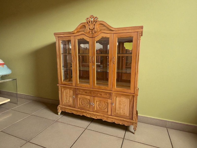 Mẫu Kệ Rượu Gỗ Đẹp – Tôn Vinh Đẳng Cấp Không Gian Sống 2 Mẫu Kệ Rượu Gỗ Đẹp