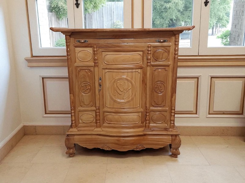 Mẫu Bàn Thờ Gia Tiên – Chuẩn Truyền Thống, Đẹp Trang Nghiêm 7 Mẫu bàn thờ gia tiên