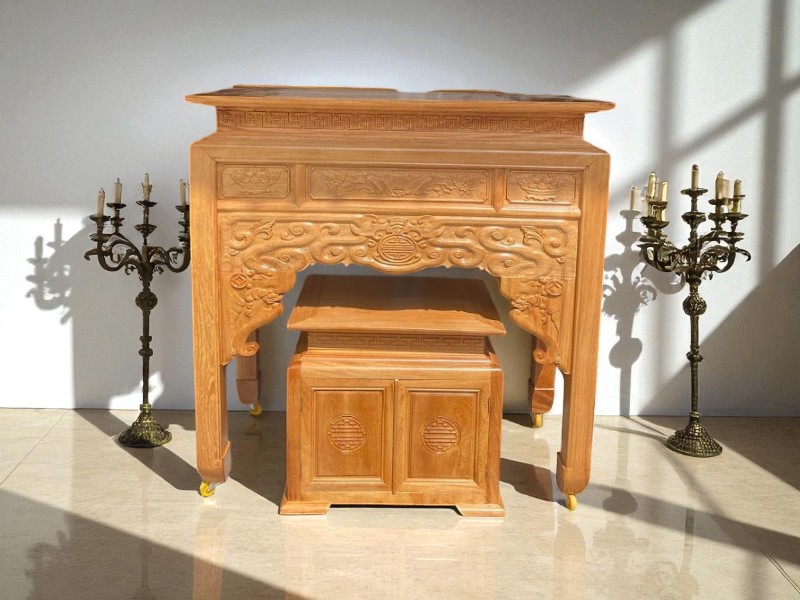 Mẫu Bàn Thờ Gia Tiên Đẹp – Sang Trọng Cho Mọi Không Gian 4 Mẫu bàn thờ gia tiên đẹp