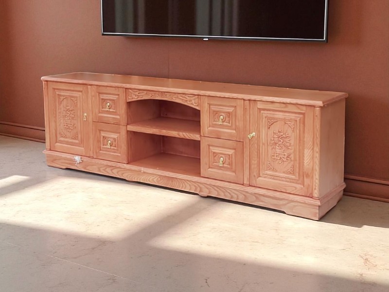 Trang Trí Kệ Tivi Phòng Khách – Tạo Không Gian Sống Đẳng Cấp 3 Trang trí kệ tivi phòng khách