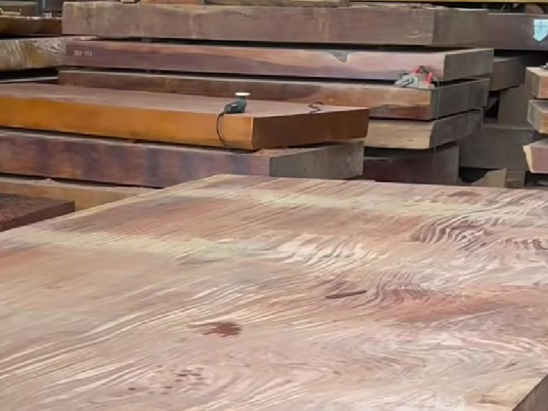 Gỗ Gõ Đỏ – Vẻ Đẹp Sang Trọng Và Giá Trị Bền Lâu 6 Gỗ Gõ Đỏ