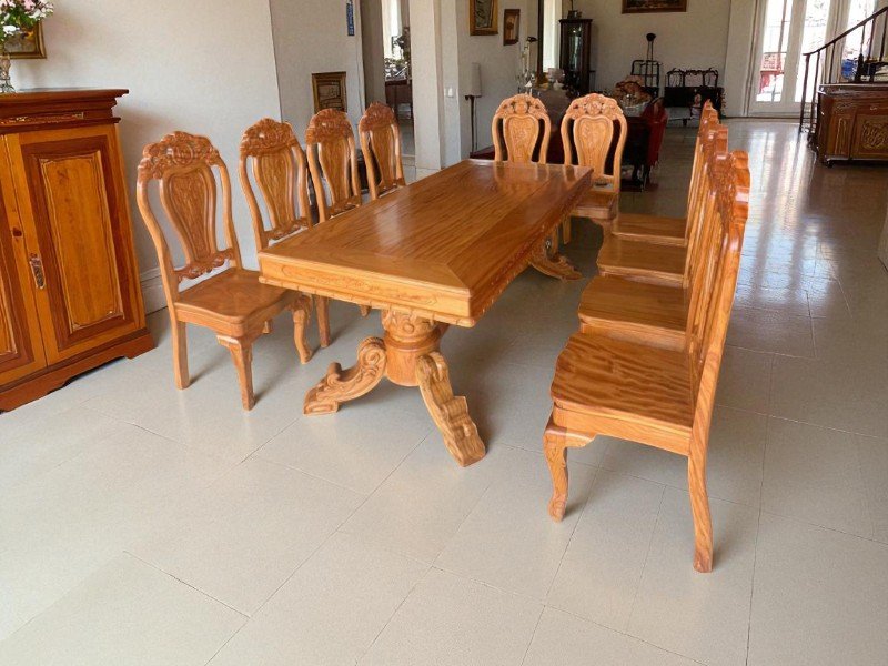 Bàn Ăn 8 Người – Lựa Chọn Lý Tưởng Cho Gia Đình 3 Bàn ăn 8 người
