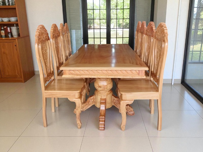 Bàn Ghế Gỗ Bàn Ăn – Sang Trọng Cho Không Gian Bếp 5 Bàn ghế gỗ bàn ăn