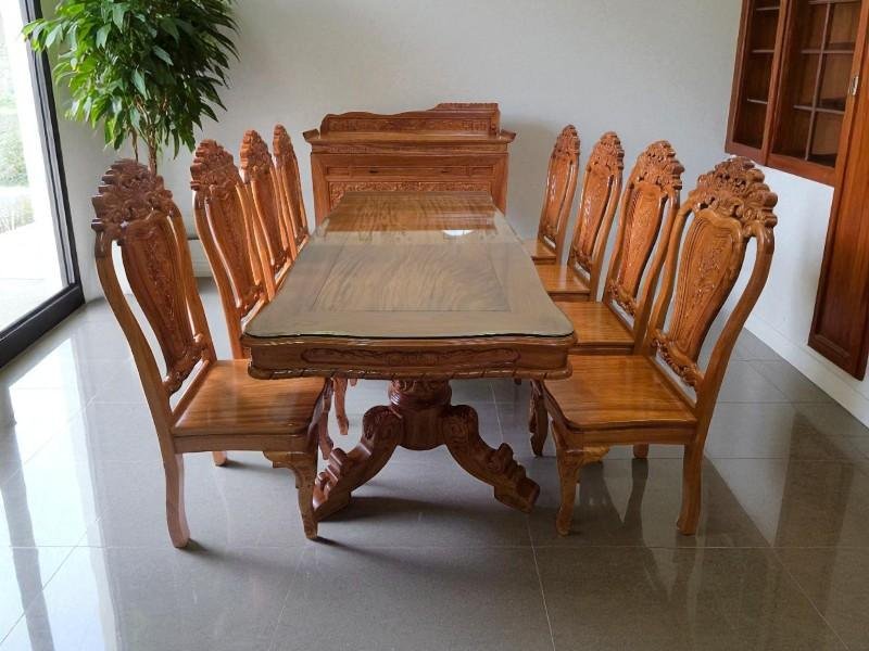 Bàn ăn gỗ sồi 6 ghế giá rẻ TPHCM bền đẹp cho gia đình 4 Bàn ăn gỗ sồi 6 ghế