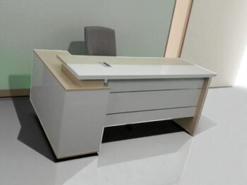 Địa chỉ bán bàn làm việc gần đây