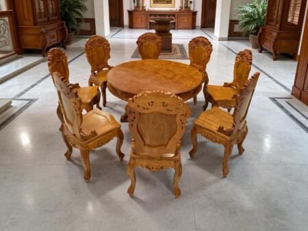 Mẹo đặt bàn ăn gỗ để tăng gắn kết gia đình