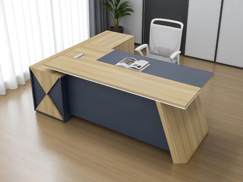 Bàn giám đốc gỗ tự nhiên sang trọng và đẳng cấp 2 Bàn giám đốc gỗ tự nhiên